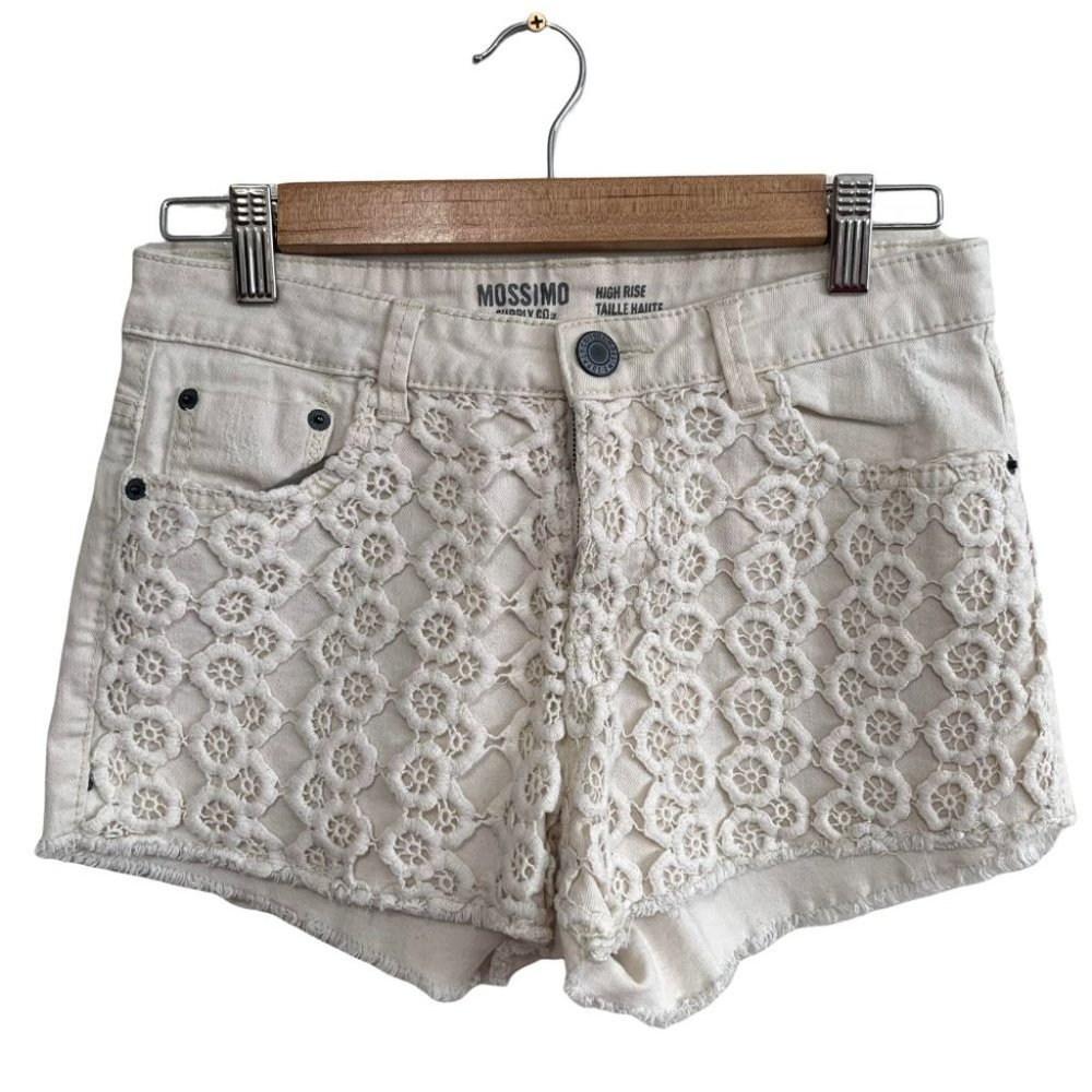 MOSSIMO Supply Co. Crocheted White Raw Hem High Rise Shorts Sz 7